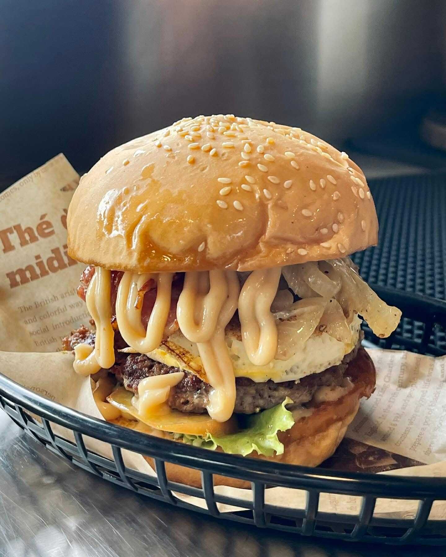 Aria's Burger &amp; Coffee