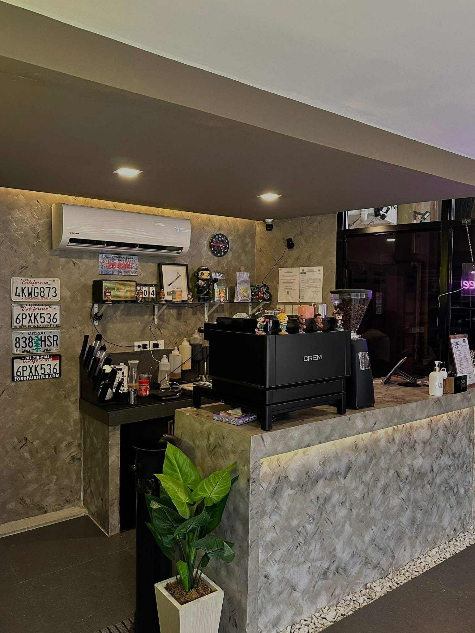 Aria's Burger &amp; Coffee