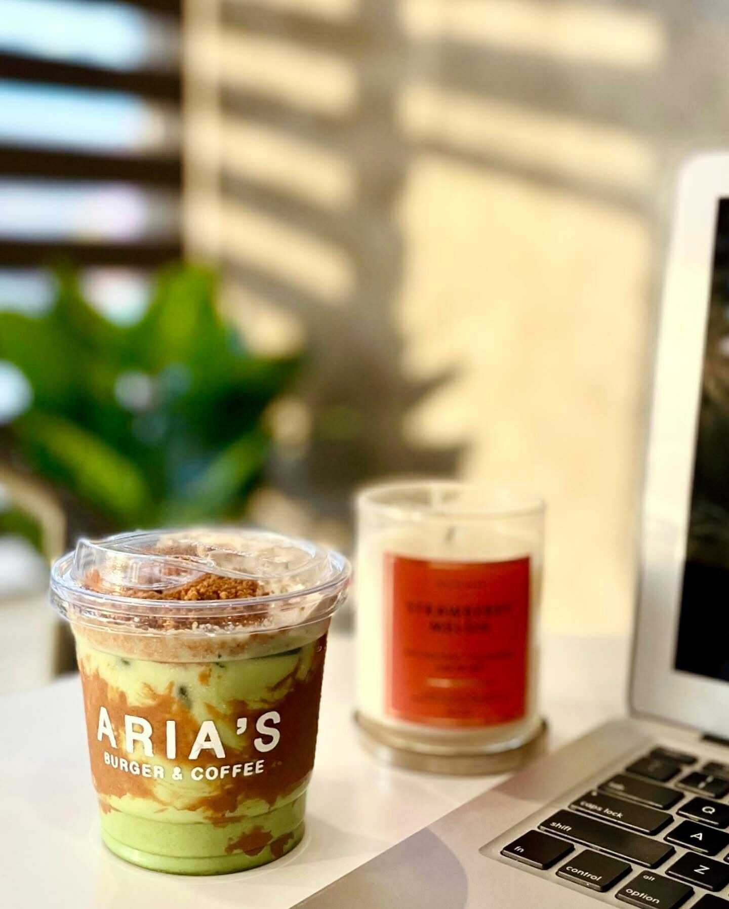 Aria's Burger &amp; Coffee